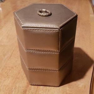 Gold jewelry boxes